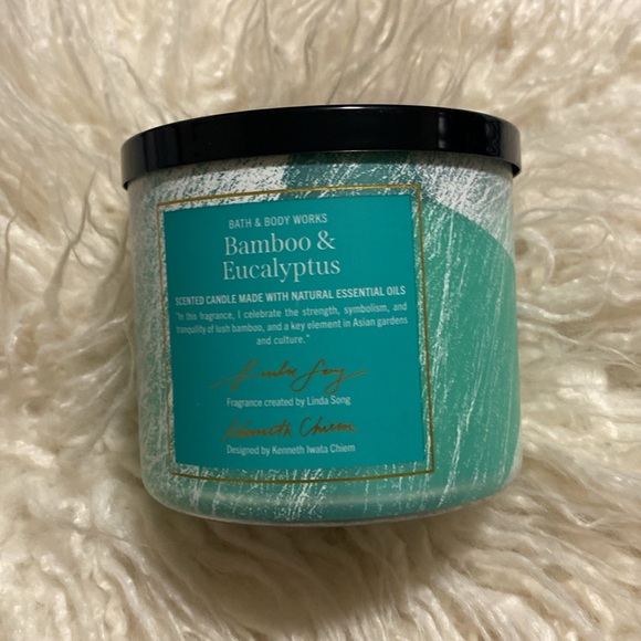 NWT! Bath and Body Works candle! - Picture 6 of 8